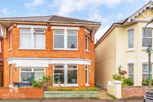 Photo 17- click for photo gallery